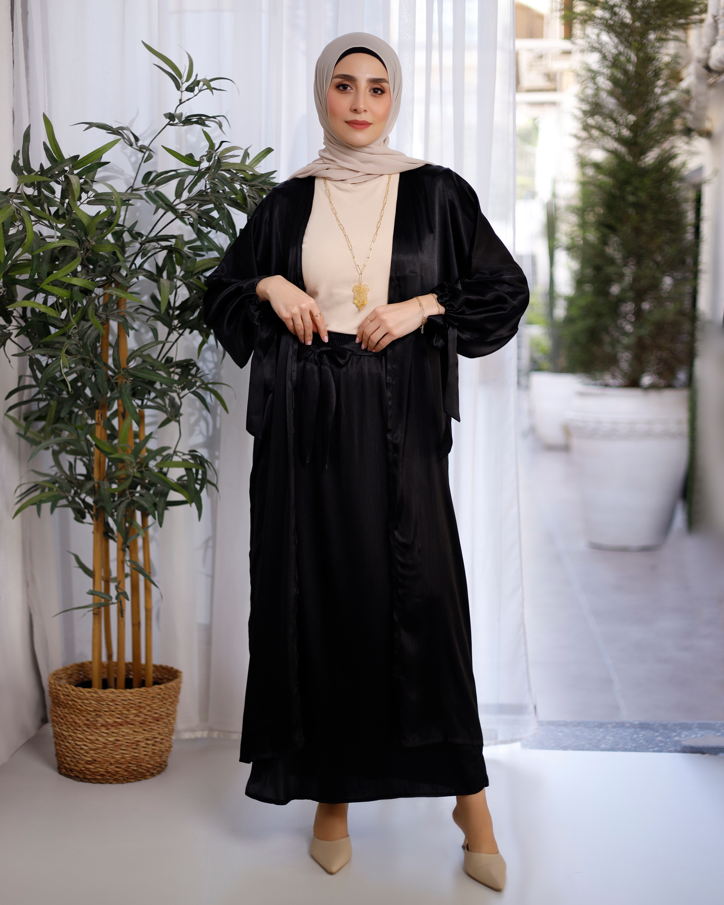 Tailored Flow Skirt In Black